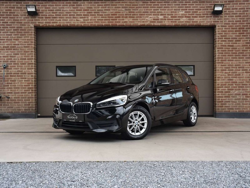 BMW 216