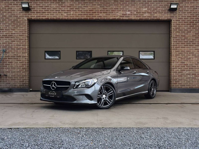 Mercedes-Benz CLA 200