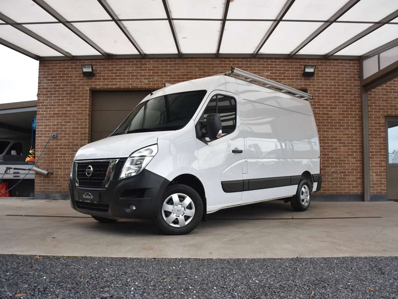 Nissan Interstar