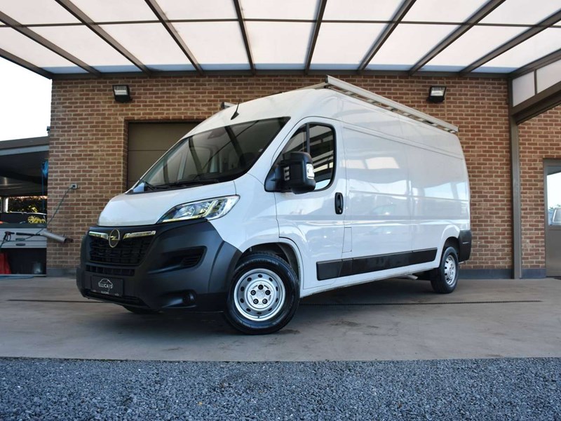 Opel Movano