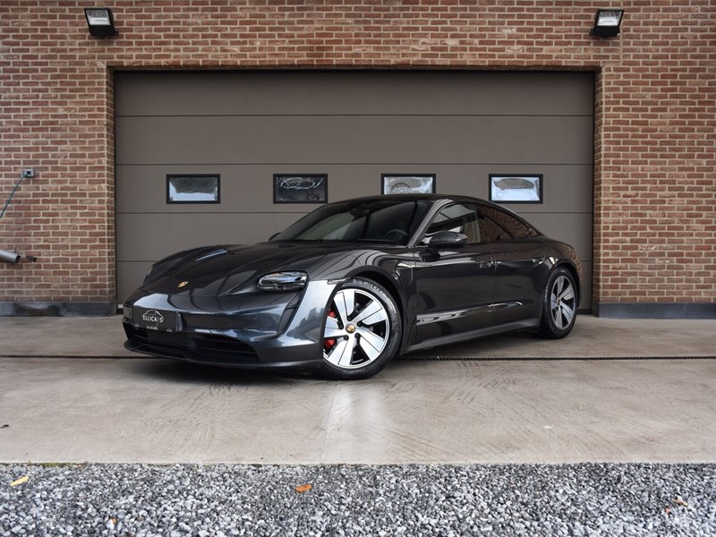 Porsche Taycan
