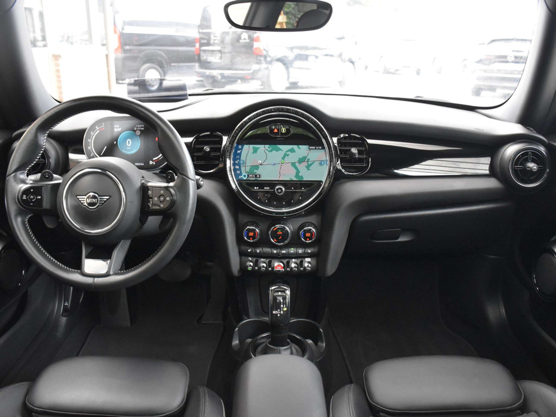 47330734-14.jpg