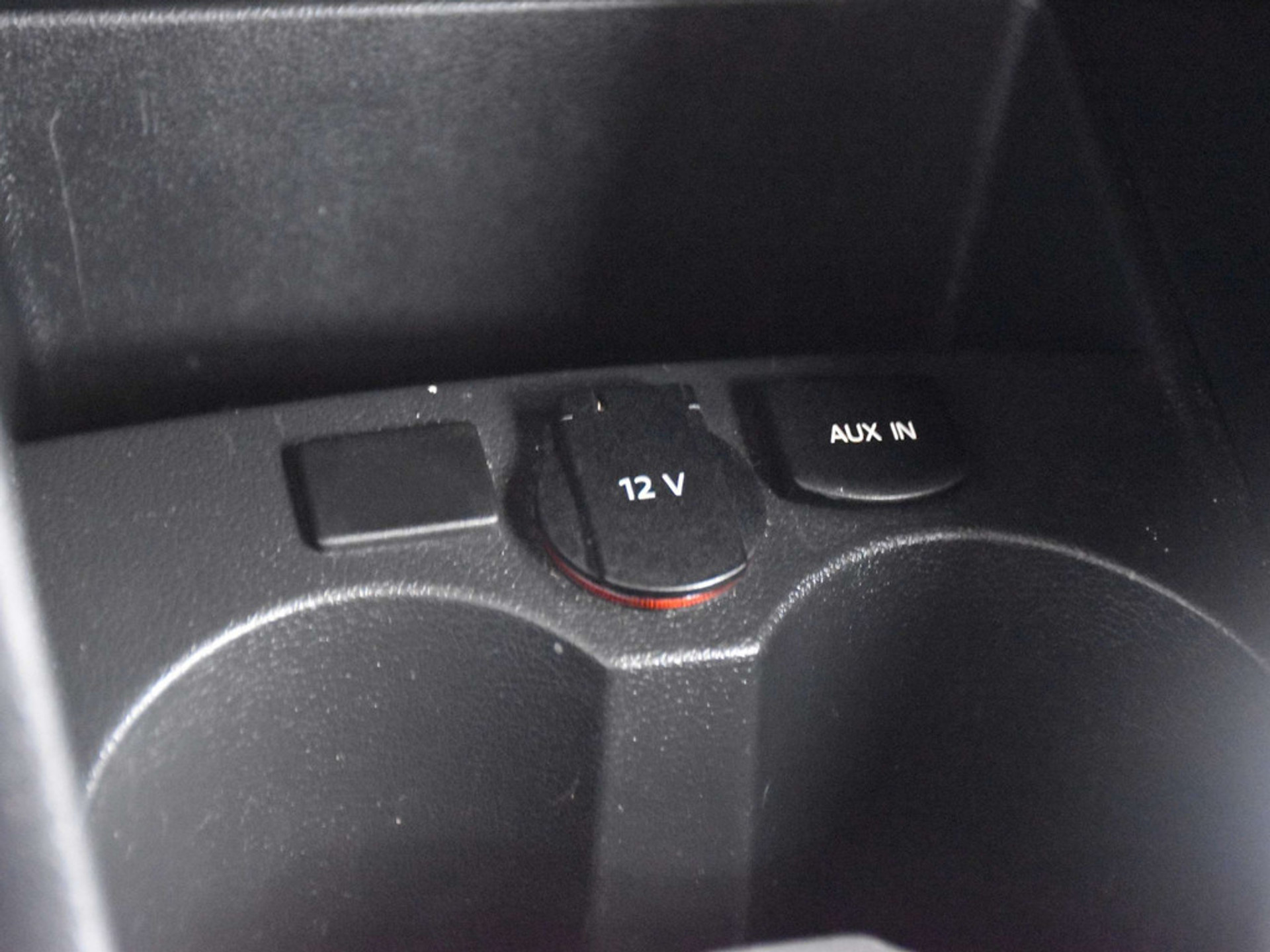 48676983-34.jpg